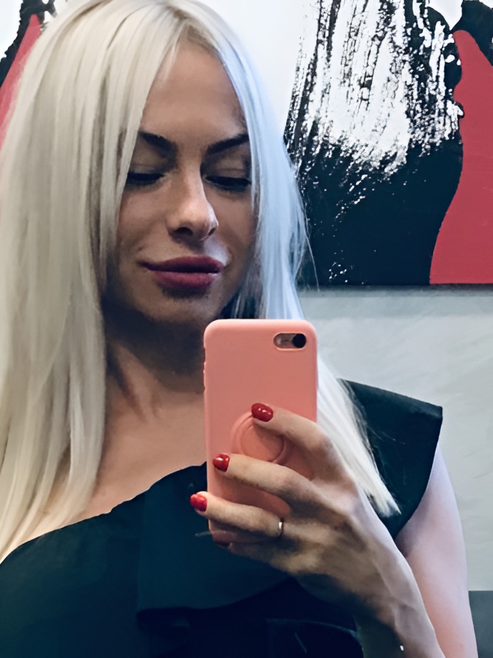 Гертруда привлекальеная девушка из Воркуты цена от 2000 руб