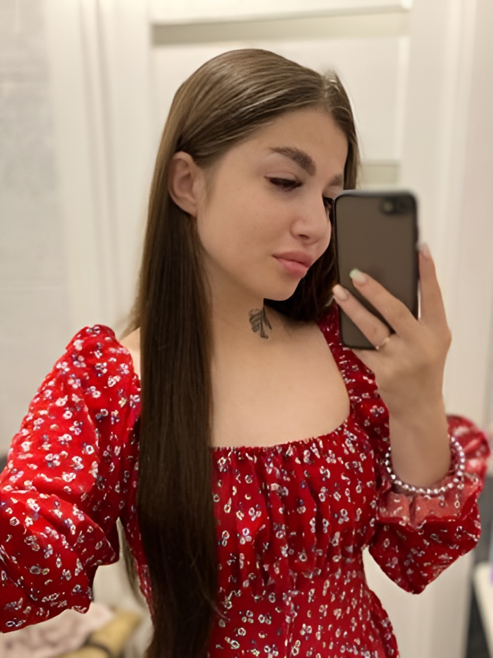 Рада привлекальеная девушка из Воркуты цена от 2000 руб