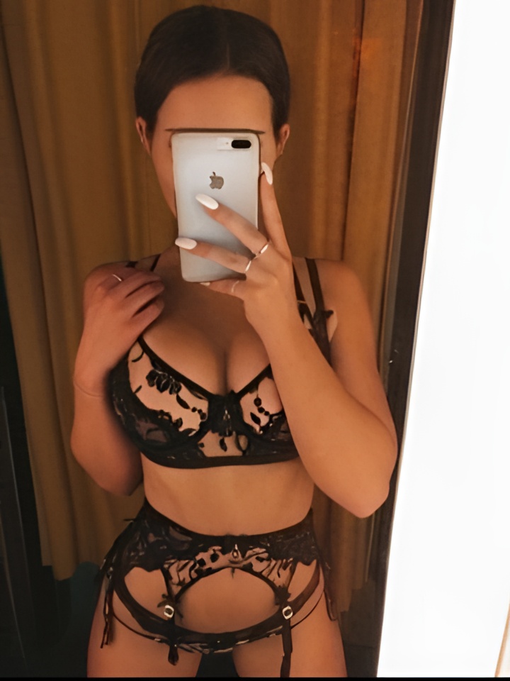 Рита привлекальеная девушка из Воркуты цена от 1500 руб