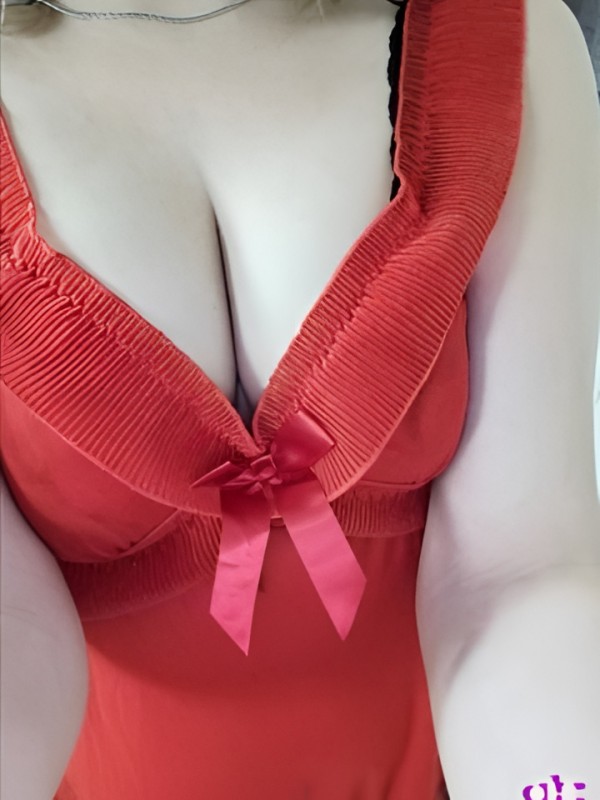 Елена привлекательная девушка из Воркуты цена от 3000 руб