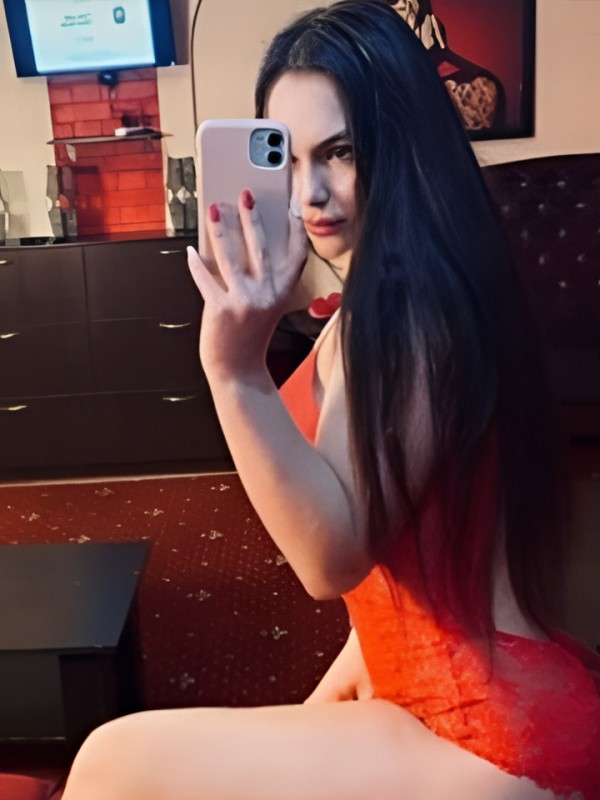 Элина привлекательная девушка из Воркуты цена от 10000 руб