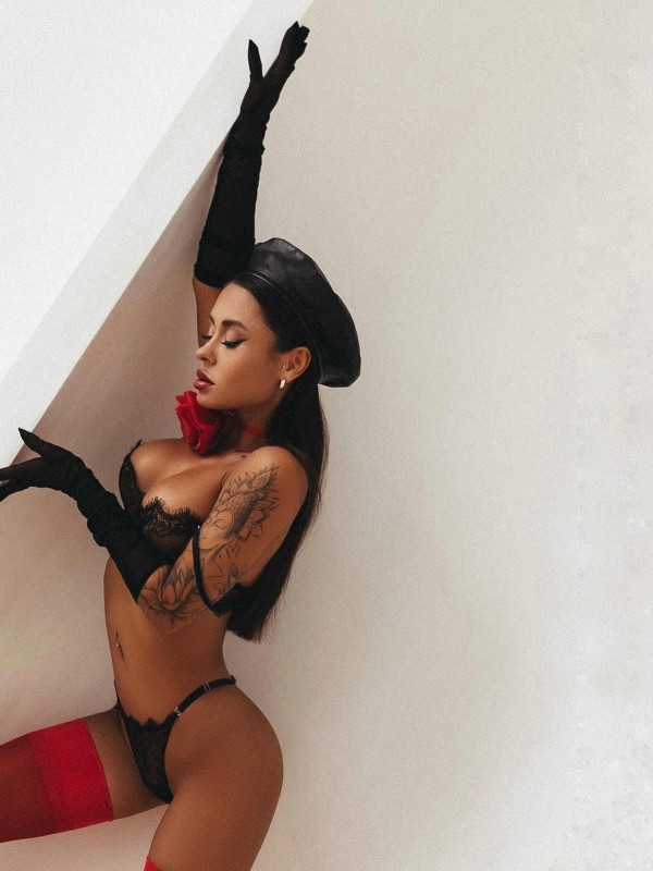 Яна привлекательная девушка из Воркуты цена от 4000 руб