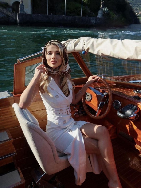 Яна привлекательная девушка из Воркуты цена от 10000 руб