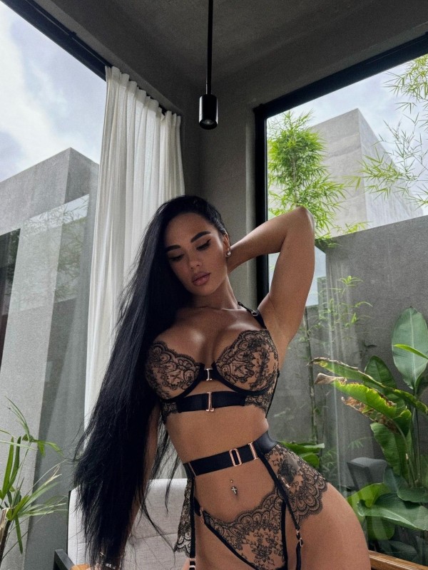 Снежана привлекательная девушка из Воркуты цена от 6000 руб